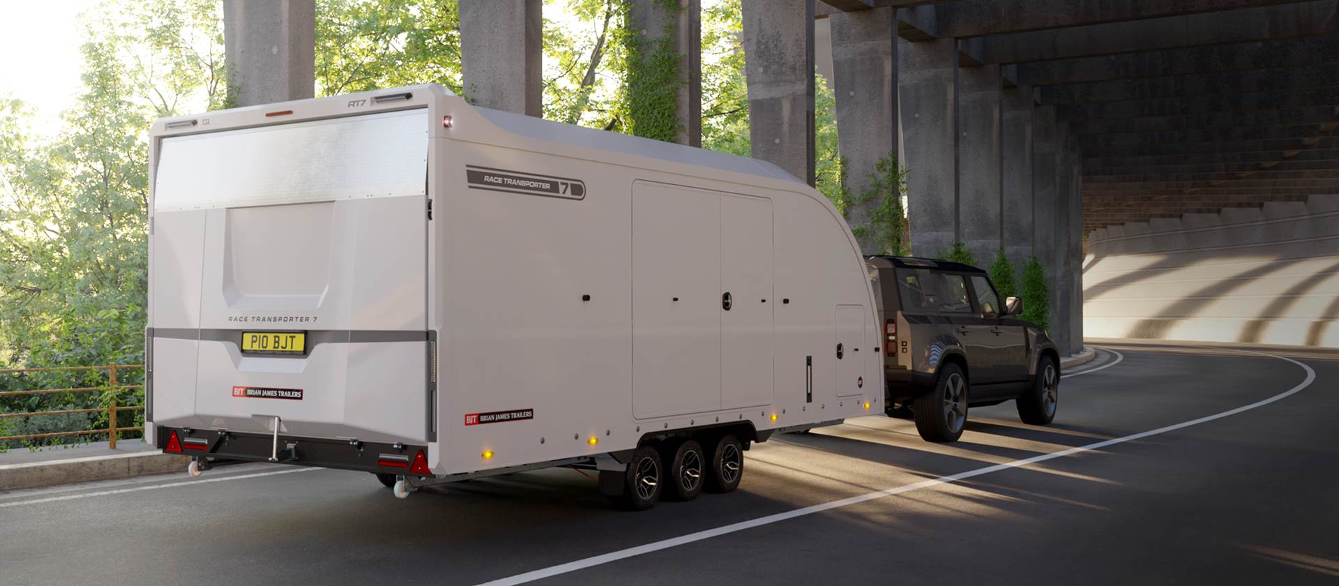 Race Transporter 7 - A Tökéletes Zárt Autószállító Utánfutó