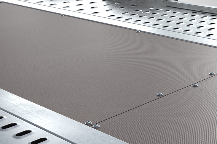 Flush Fitting Centre Deck