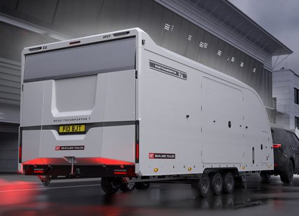 Il nuovo Race Transporter 7: i rimorchi chiusi fanno un salto di qualità